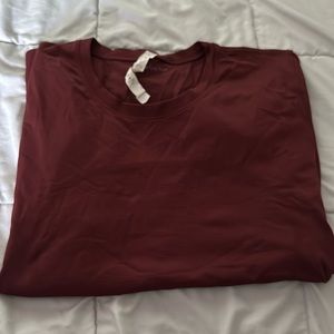 Lululemon swiftly tech relaxed fit maroon